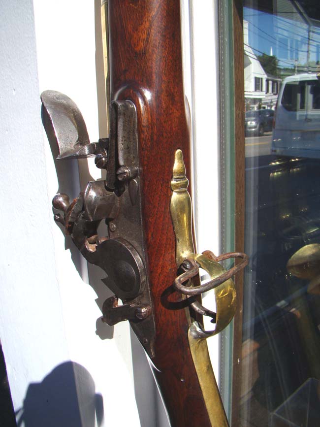 A Queen Anne Period Doglock Blunderbuss by Richard Sinckler dated 1702 — image 6